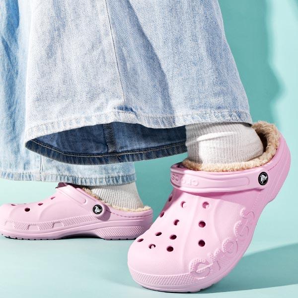 crocs（クロックス） 最終セール 50%off 半額 もこもこ レディース