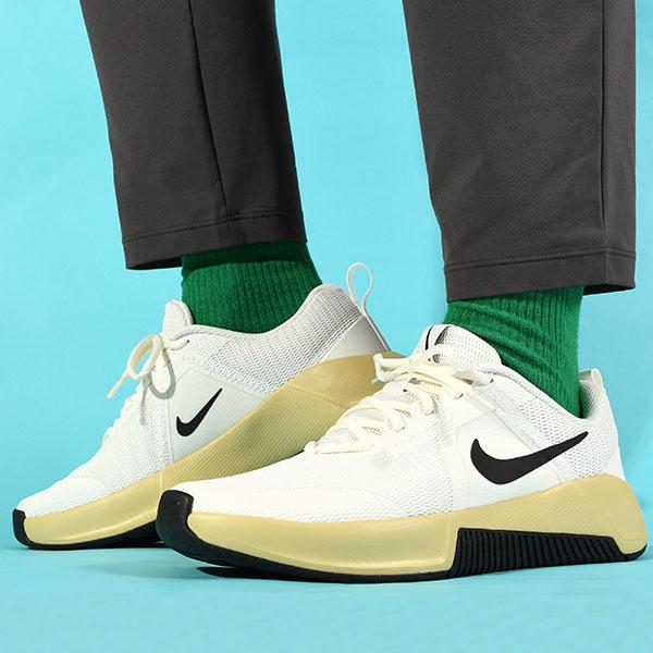 NIKE（ナイキ） 30%off スニーカー メンズ NIKE MC トレーナー 3