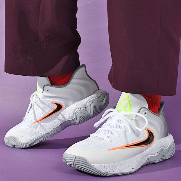 NIKE（ナイキ） 30%OFF バスケットボールシューズ メンズ ヤニス