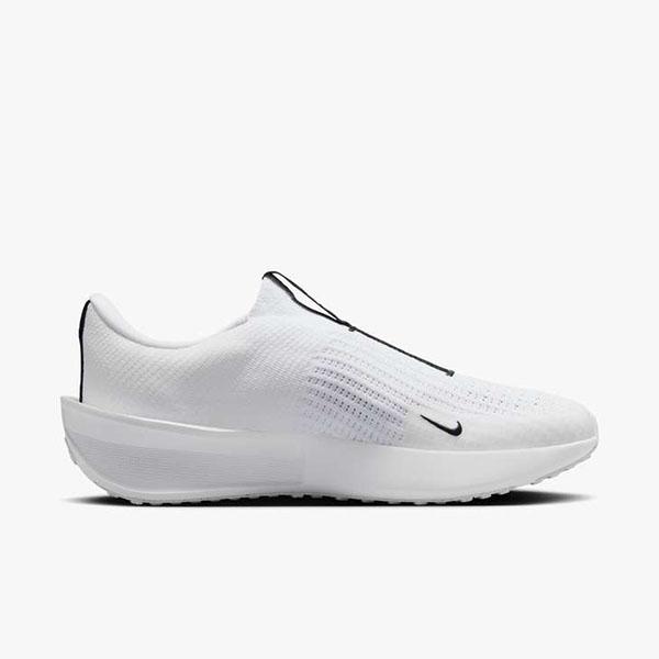 NIKE 43%off ナイキ 紐なし ランニングシューズ メンズ インタラクト