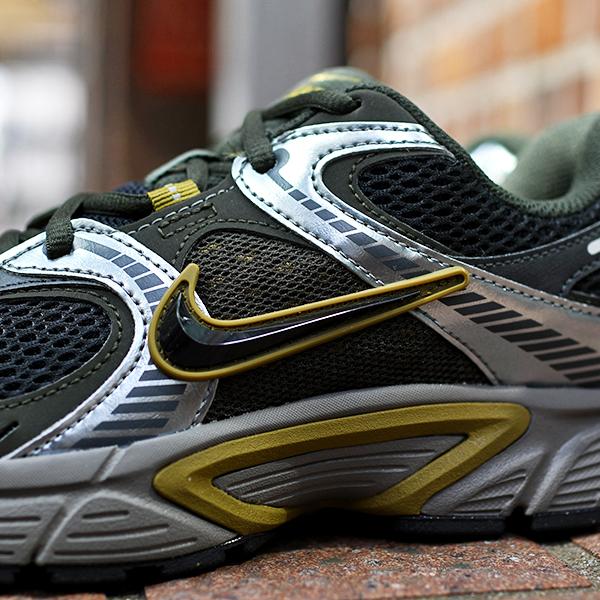 NIKE（ナイキ） 送料無料 スニーカー メンズ NIKE V5 RNR シューズ 靴