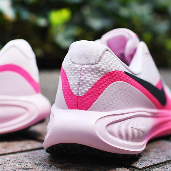NIKE ナイキ スニーカー ランニングシューズ レディース