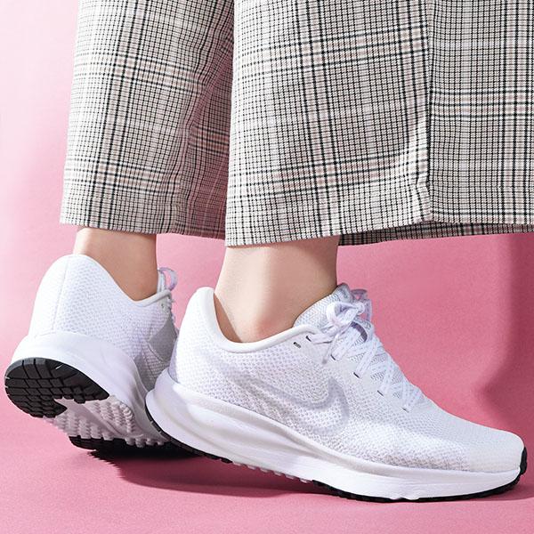 Nike ホワイト ランニングシューズ NIKE公式】 ランニング シューズ ホワイト（白）【ナイキ公式通販】
