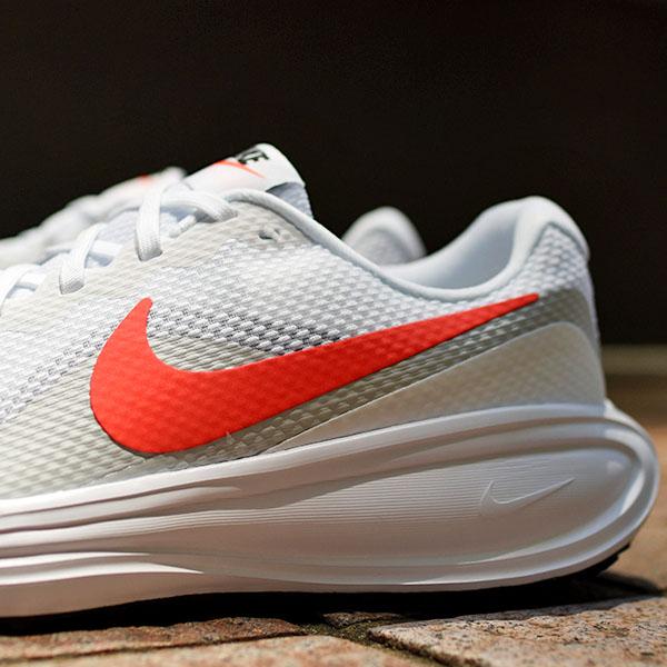 NIKE（ナイキ） 36%off スニーカー 幅広 ランニングシューズ メンズ