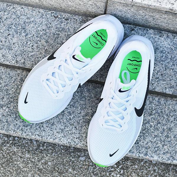 NIKE ナイキ シューズ 8.5(US) ホワイト メンズ NIKE（ナイキ） 幅広 スニーカー ランニングシューズ メンズ