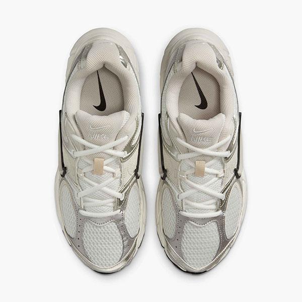 送料無料 ナイキ スニーカー レディース メンズ NIKE V5 RNR レトロ ナイキ シューズ 靴 ホワイト シルバー hq7901_6