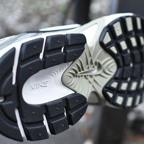 NIKE（ナイキ） 送料無料 スニーカー メンズ NIKE V5 RNR レトロ