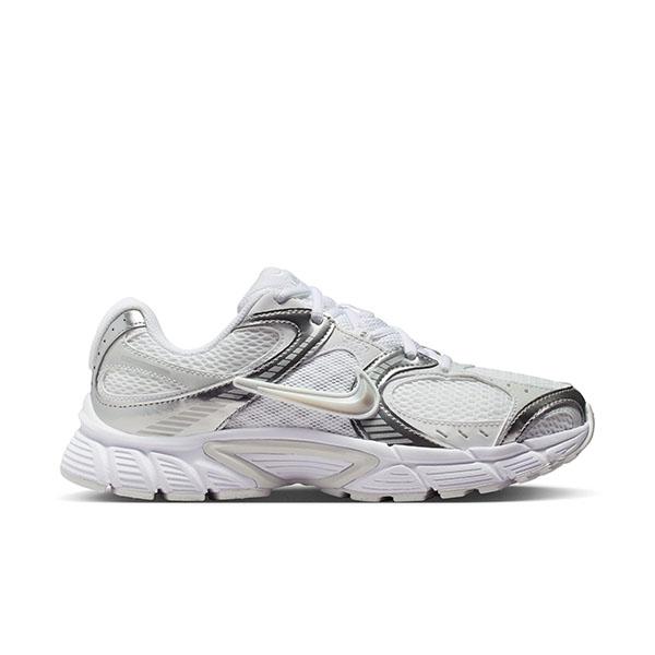 NIKE（ナイキ） 30%off 2026夏新作 送料無料 スニーカー レディース
