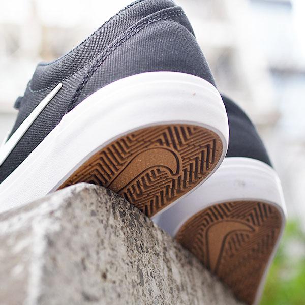 NIKE（ナイキ） 31%off スニーカー メンズ レディース チャージ CNVS