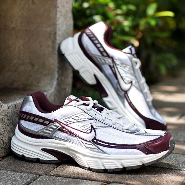 NIKE（ナイキ） 33%off 送料無料 スニーカー レディース イニシ 