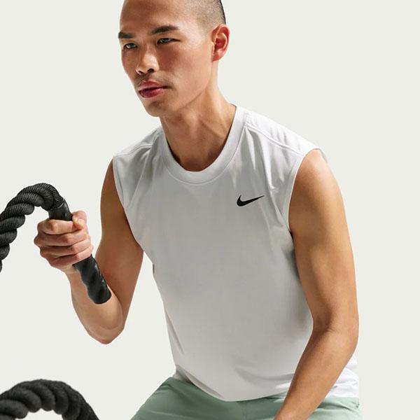 NIKE（ナイキ） ゆうパケット発送！ 送料無料 ノースリーブ シャツ