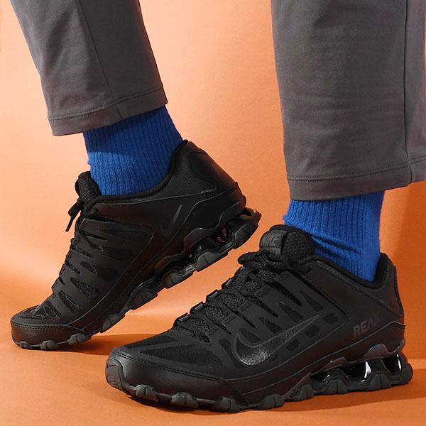 NIKE ナイキ　スニーカー　ジム　トレーニング　 NIKE（ナイキ） ソールで魅せる スニーカー レディース リアックス 8