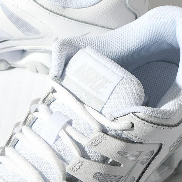 NIKE（ナイキ） 送料無料 スニーカー レディース メンズ リアックス 8