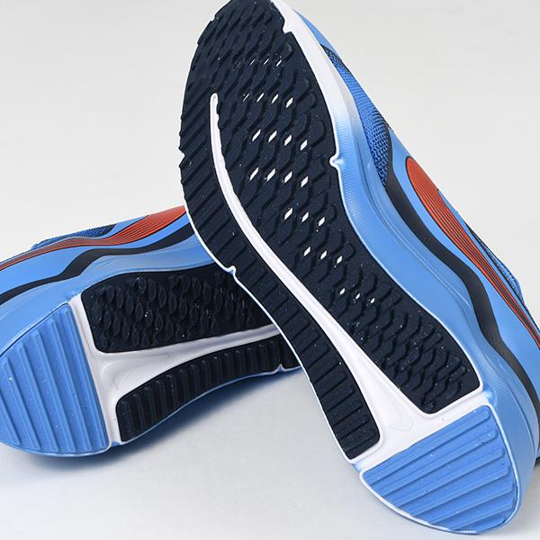 NIKE（ナイキ） 2026夏新作 スニーカー キッズ コズミック ランナー