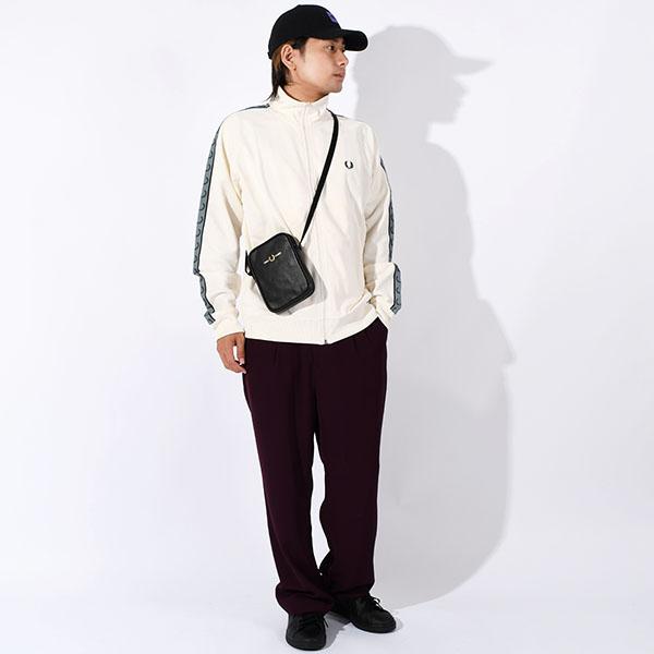 FRED PERRY（フレッドペリー） ミニショルダーバッグ メンズ