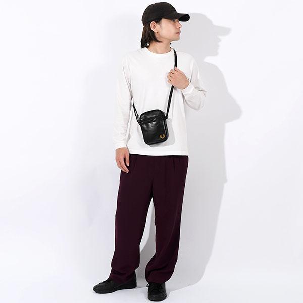 FRED PERRY（フレッドペリー） ショルダーバッグ メンズ レディース
