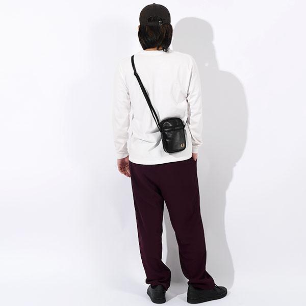 FRED PERRY（フレッドペリー） ショルダーバッグ メンズ レディース