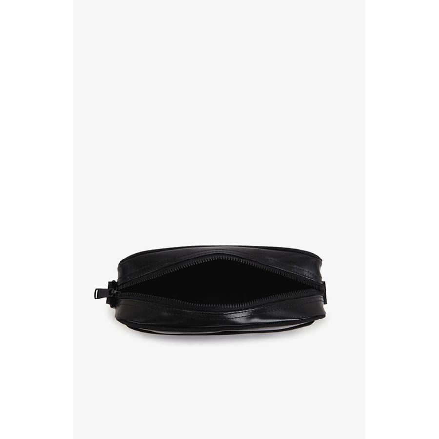 FRED PERRY（フレッドペリー） スクエア ミニショルダーバッグ メンズ
