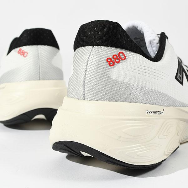 New Balance 880B15 サイズ25.5cm ランニングシューズ Amazon | Fresh Foam X 880 v15 | ランニング