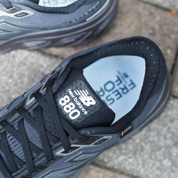 New Balance（ニューバランス） ゴアテックス スニーカー ランニング