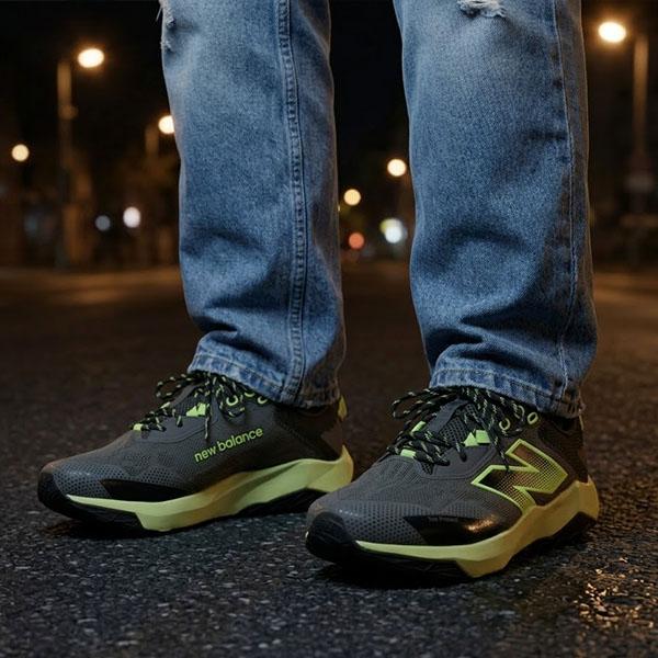 New Balance（ニューバランス） スニーカー 幅広 メンズ DynaSoft