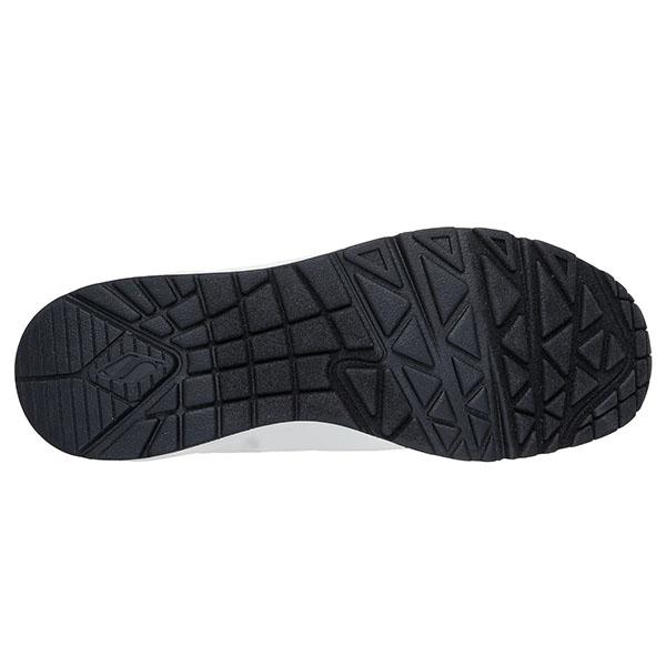 SKECHERS（スケッチャーズ） 手を使わずにスッと履ける スニーカー