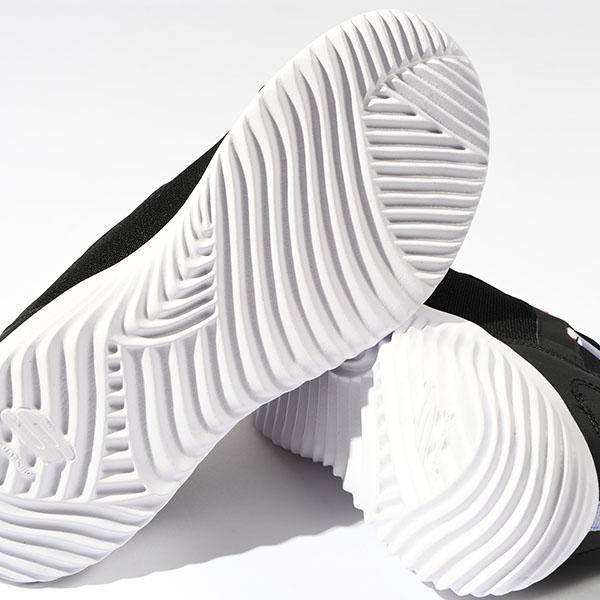 SKECHERS（スケッチャーズ） 手を使わずにスッと履ける キッズ