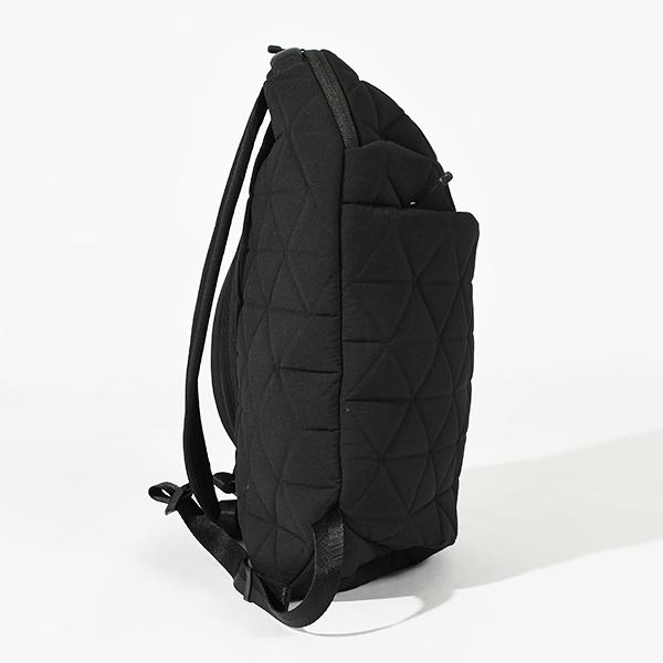 THE NORTH FACE Geoface Slim Pack ブラック14L 楽天市場】ザ・ノース・フェイス THE NORTH FACE リュック