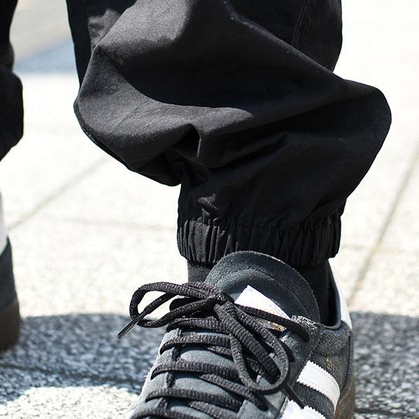 乾きやすい イージーパンツ ノースフェイス メンズ 撥水 シワ感 THE NORTH FACE バーサタイル パンツ ロングパンツ ブラック 黒 NB32651 2026春夏新作の画像