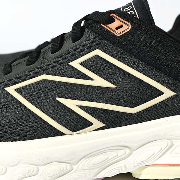 New Balance（ニューバランス） 幅広 厚底 ランニングシューズ