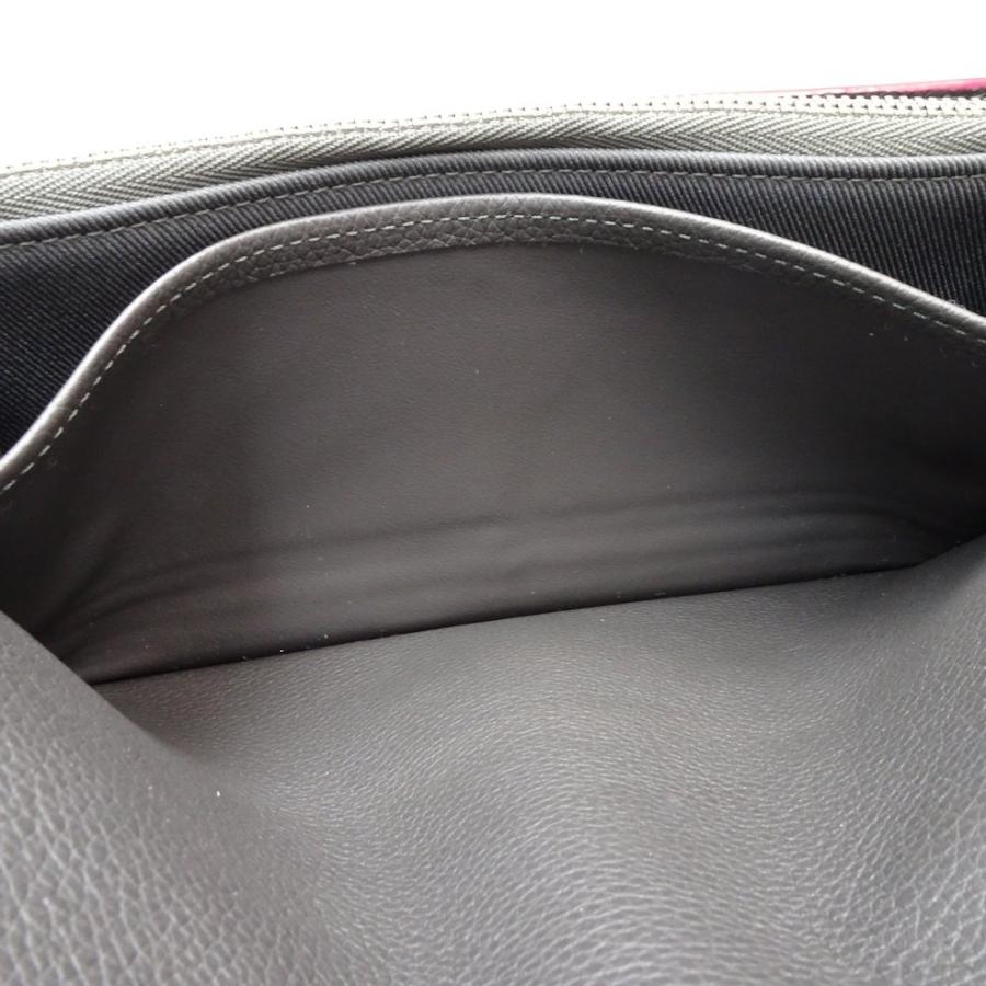 LOUIS VUITTON（ルイ・ヴィトン） 長財布 二つ折り トリヨンレザー