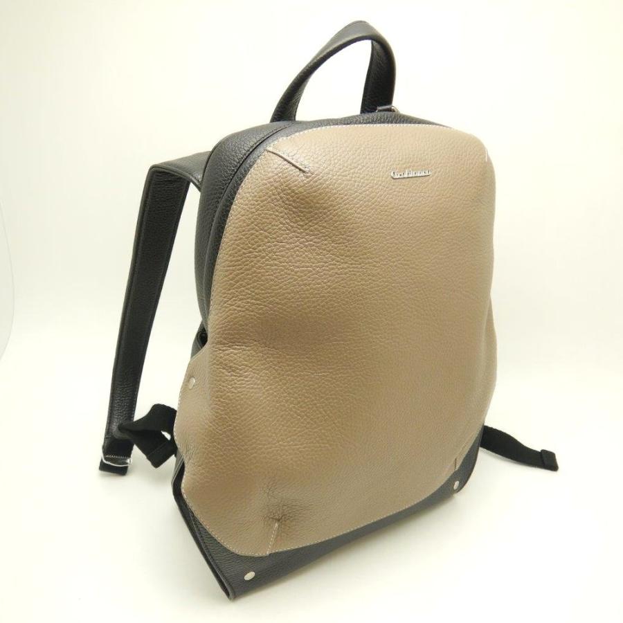 新品未使用✨Orobianco オロビアンコ　レザー　リュック　シボ革　ベージュ Orobianco（オロビアンコ） バックパック レザー ベージュ ブラック