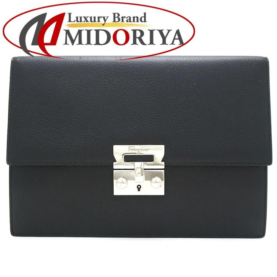 【SalvatoreFerragamo】レザーバッグ SalvatoreFerragamo レザーワンショルダーバッグ