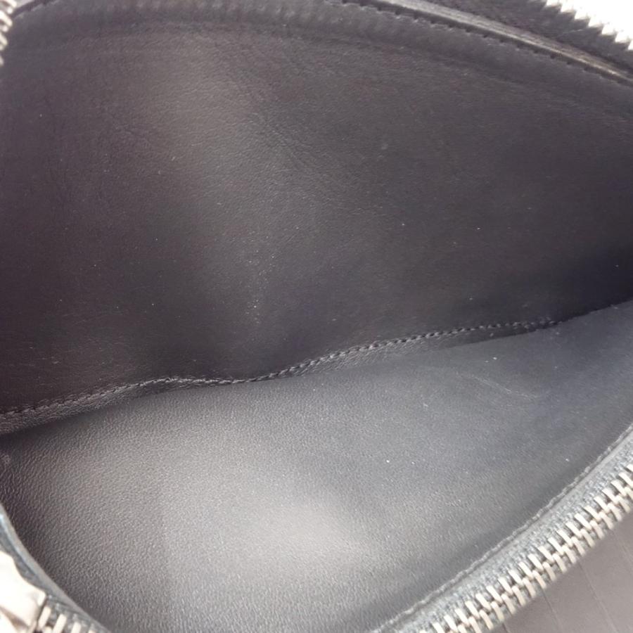 LOUIS VUITTON（ルイ・ヴィトン） ジッピーウォレット ヴェルティカル