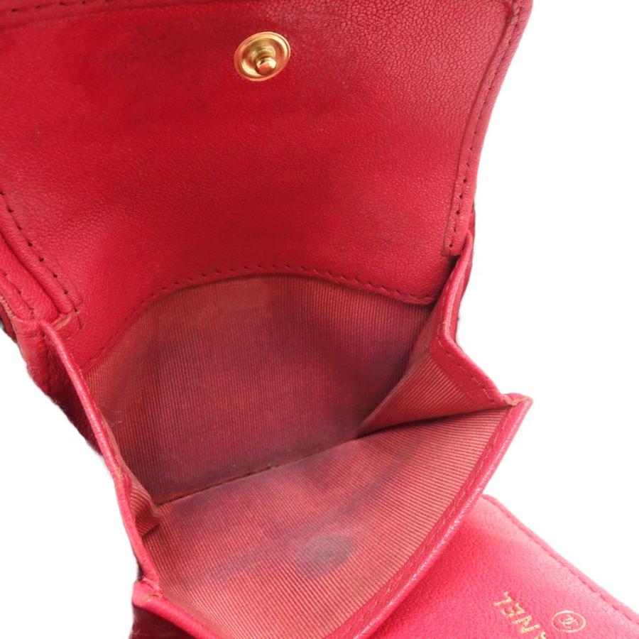 シャネル 3つ折り財布 Vステッチシェブロンレザーレッド ココマーク