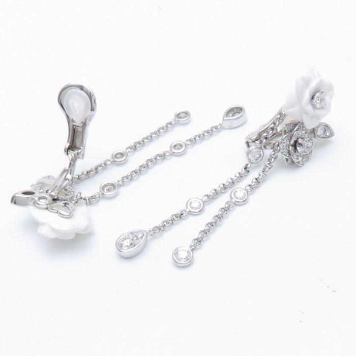 PIAGET ピアジェ ROSE ローズ ピアス ホワイトカルセドニー