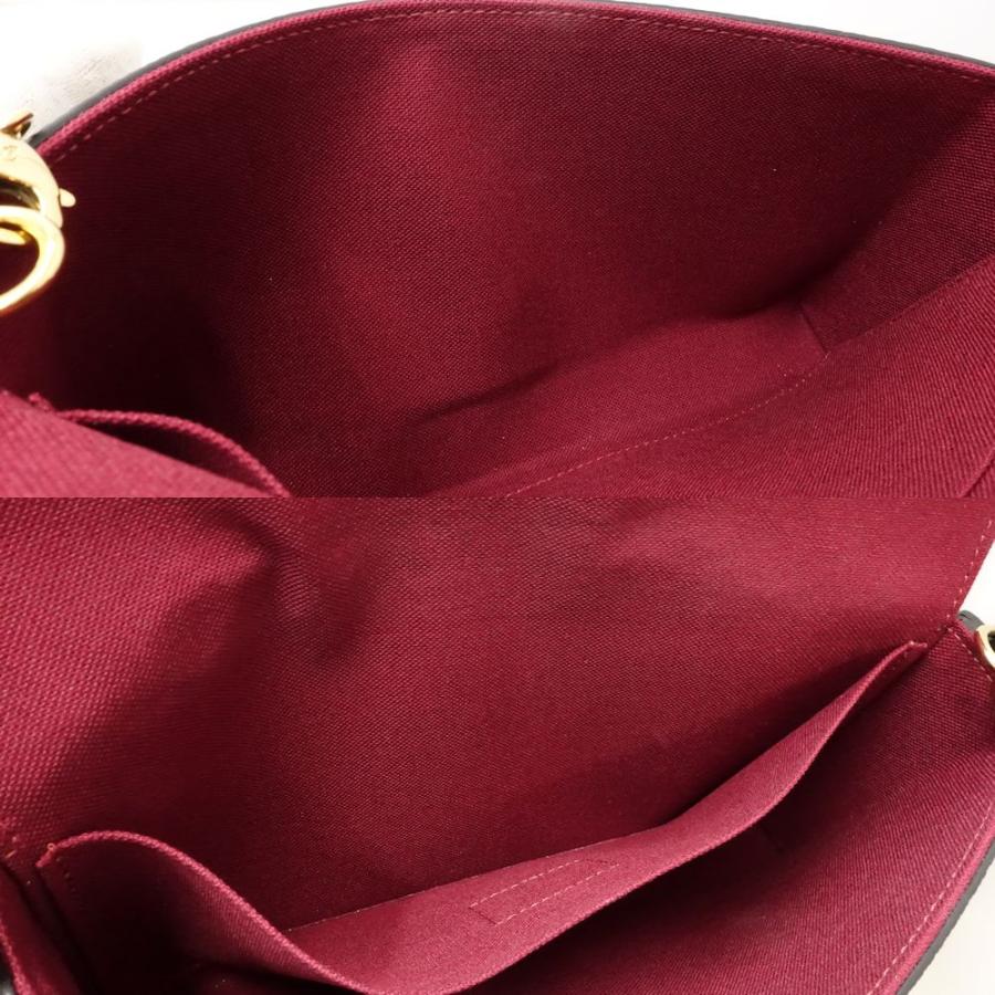 LOUIS VUITTON（ルイ・ヴィトン） ウォレットチェーン ポシェット