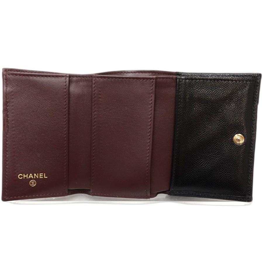 CHANEL（シャネル） 三つ折り財布 マトラッセ クラシック スモール