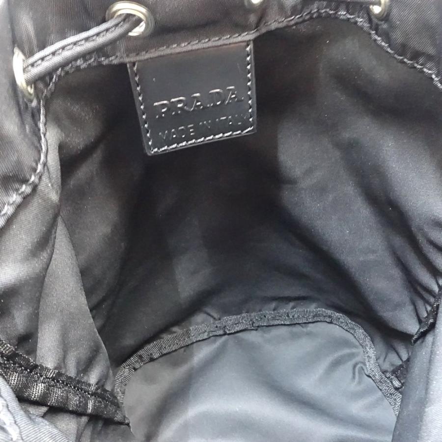 PRADA（プラダ） 巾着ポーチ トライアングルロゴ MV369 ポシェット