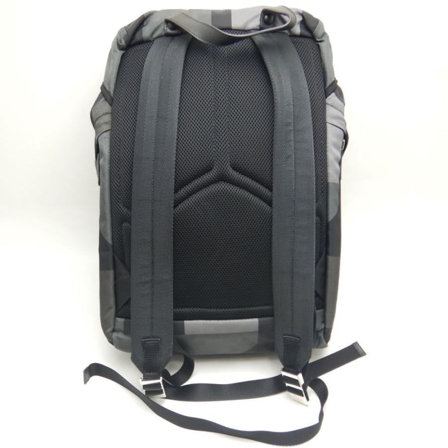 PRADA（プラダ） 2VZ135 リュック・バックパック テスート 幾何学模様