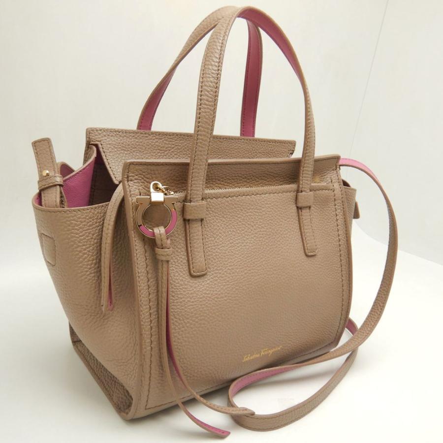 Salvatore Ferragamo サルヴァトーレフェラガモ エイミー EE-21F478  