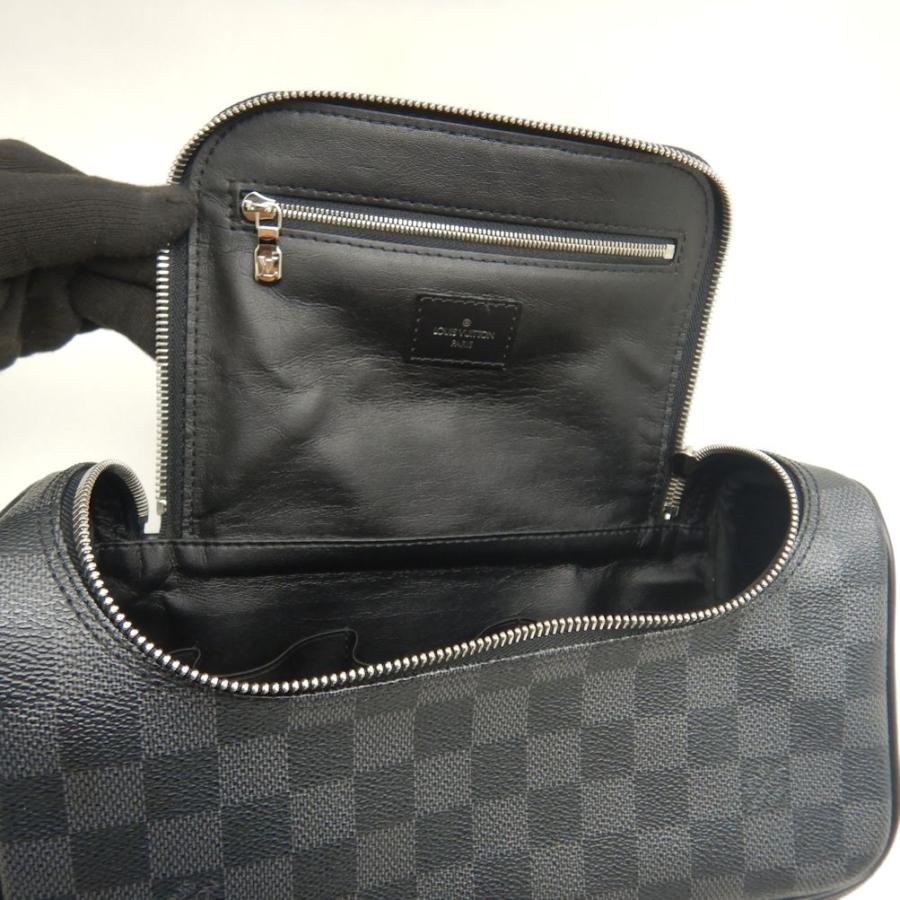 LOUIS VUITTON（ルイ・ヴィトン） ダミエ グラフィット トラベルポーチ 