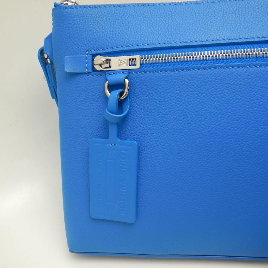 LOUIS VUITTON（ルイ・ヴィトン） アエログラム テイクオフポーチ