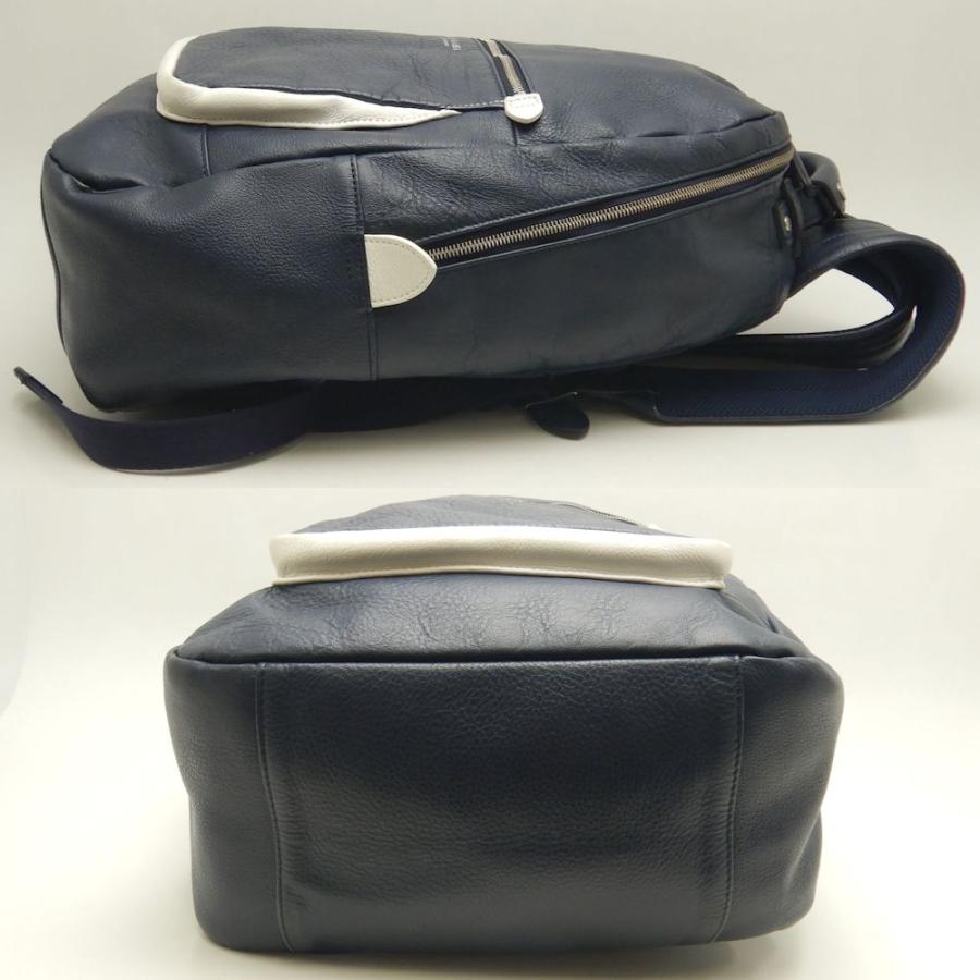 未使用✨ブラックレーベルクレストブリッジ　レザーリュック　ネイビー　エンボスロゴ BLACK LABEL BLACK LABELCRESTBRIDGE ブラックレーベル クレスト