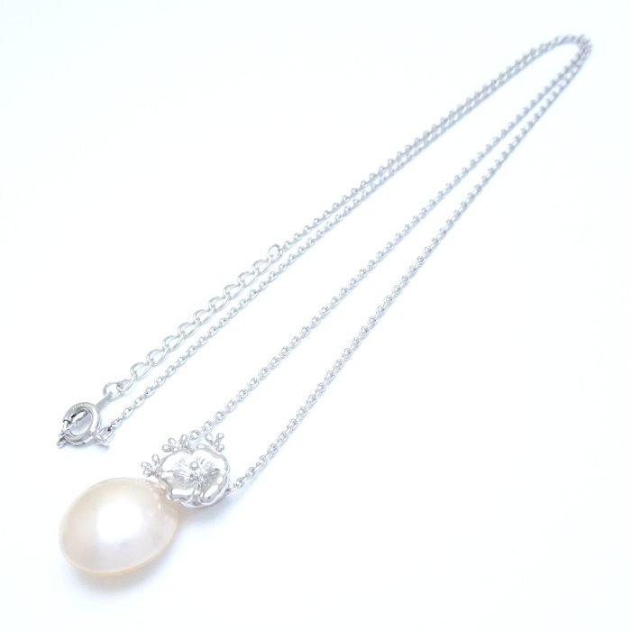 TASAKI パール 花モチーフ ペンダント ネックレス マベパール シルバー