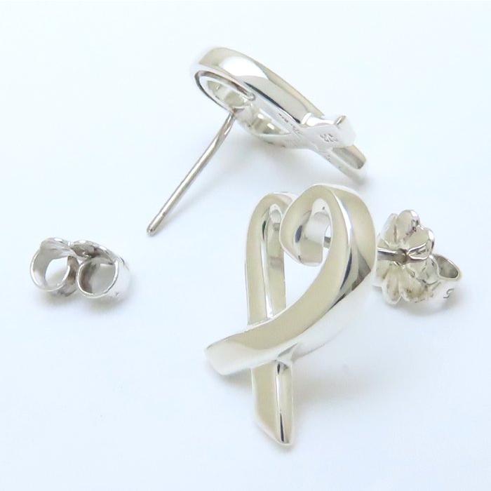 TIFFANY&Co.（ティファニー） ラビングハート ピアス シルバー925