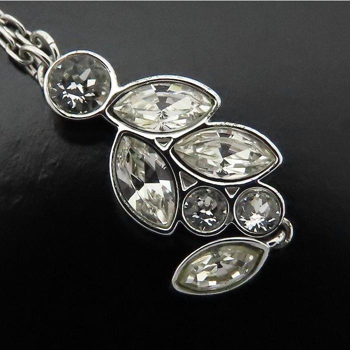 SWAROVSKI（スワロフスキー） クリスタル ネックレス リーフ シルバー