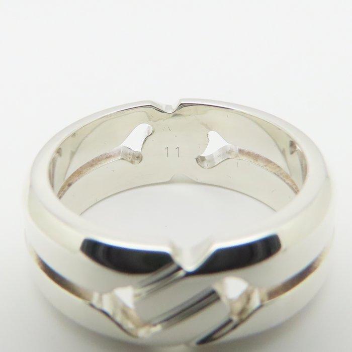 GUCCI（グッチ） ノットインフィニティ リング 指輪 #11 10号 シルバー