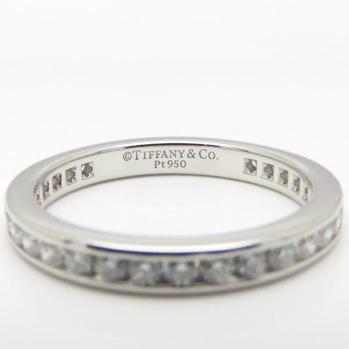 Tiffany & Co. チャネルセッティング フルエタニティリング TIFFANY&Co.（ティファニー） チャネルセッティング リング 指輪 フル