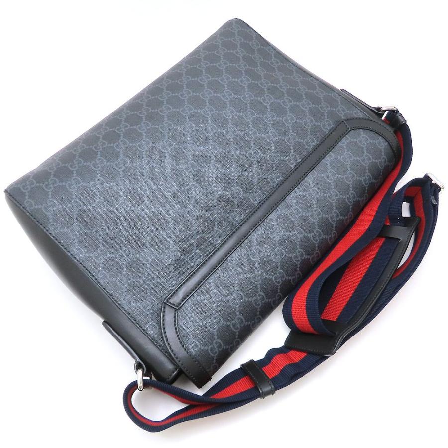 GUCCI グッチ GGスプリーム ショルダー メッセンジャーバッグ クロスボディ 肩掛け 斜め掛け コーティングキャンバス PVC レザー ベージュ ブラウン 茶色 ネイビー 紺 GGスプリーム メッセンジャーバッグ ショルダーバッグ PVCコーティング